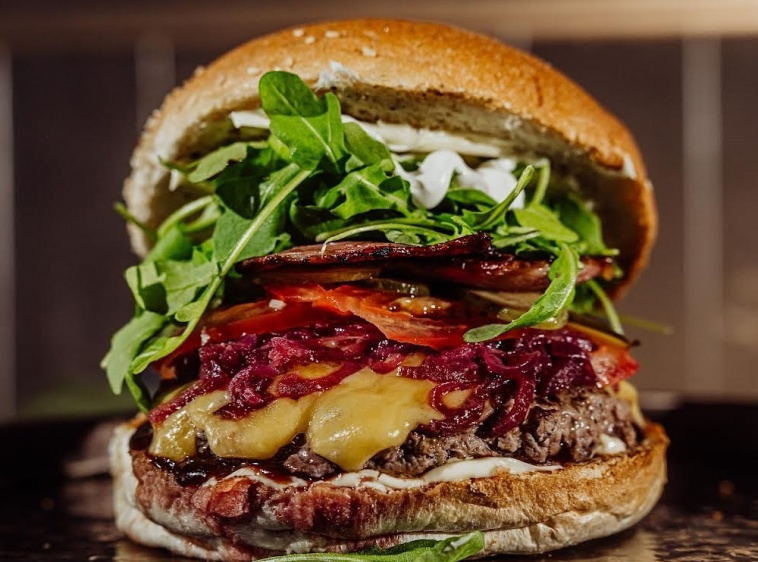 Burgers and Ribs Karpacz  ?v=1.0