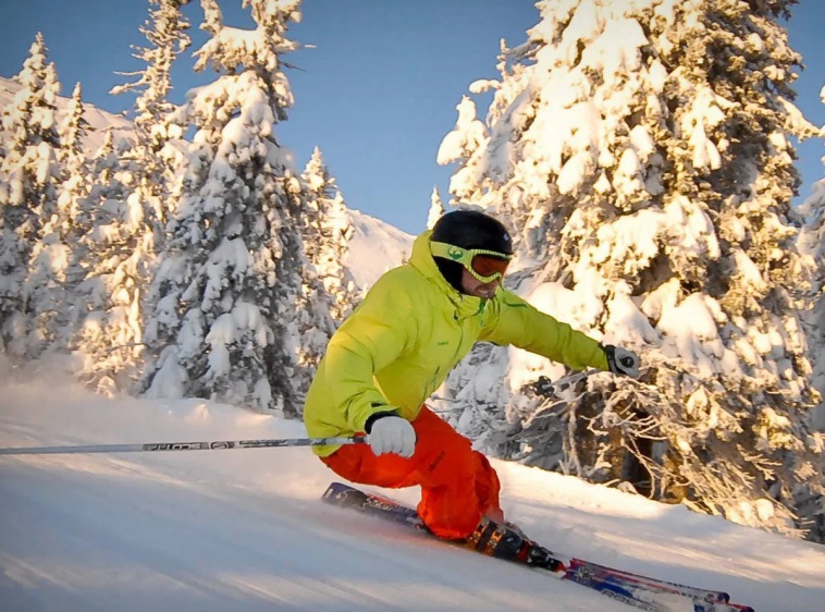 Wypożyczalnia sprzętu zimowego SkiMax